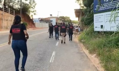 Agentes do Ministério Público realizam operação contra tráfico de drogas no interior do RJ