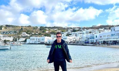 Influenciador Carlos Maynard já conheceu 21 países e viaja para o exterior duas vezes por ano (Foto: Divulgação)