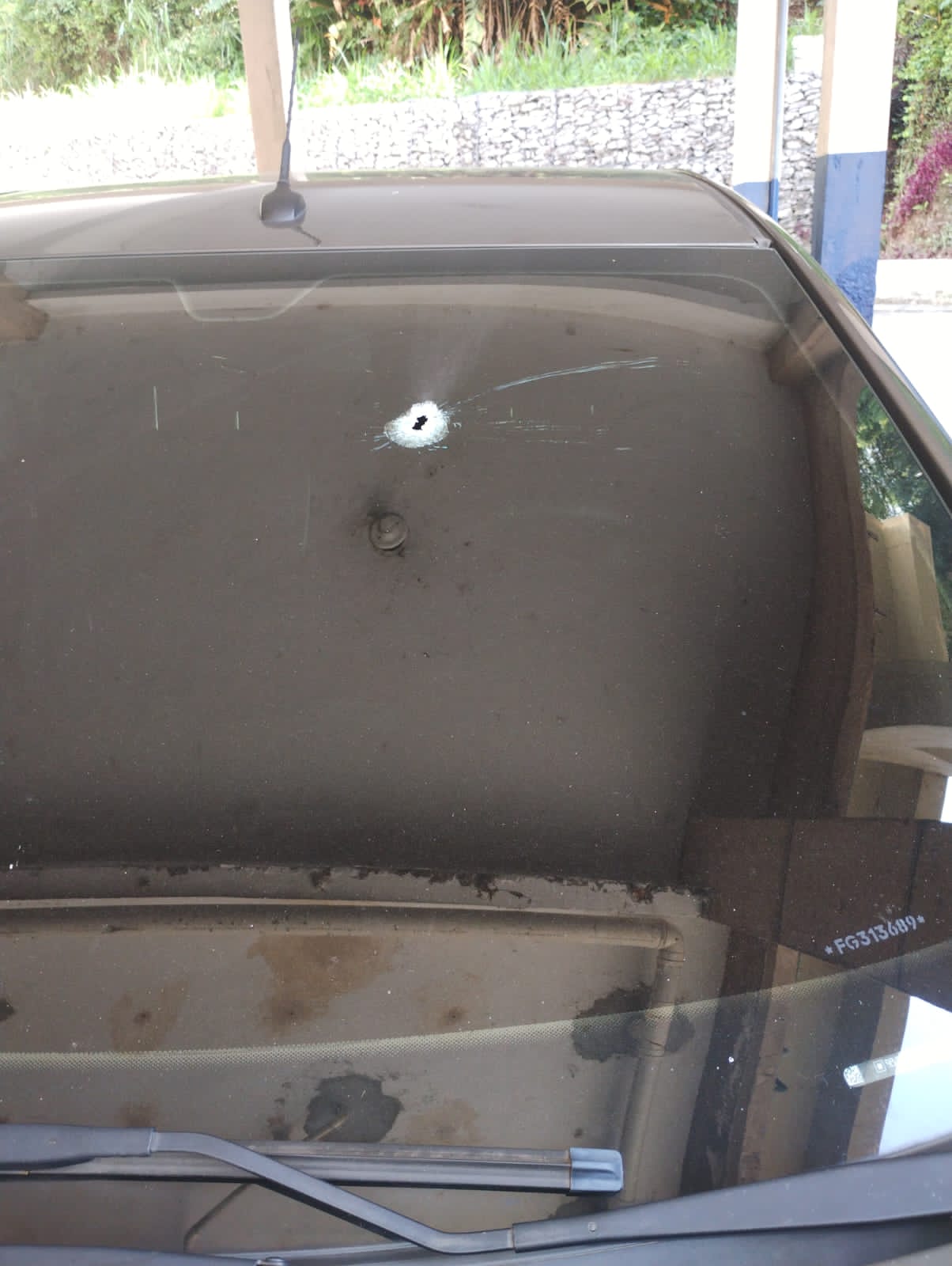 PM é baleado após entrar por engano em comunidade de Niterói