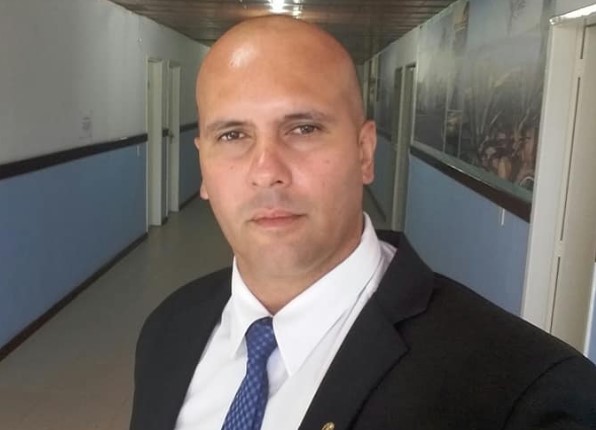 Ataque a tiros deixa um morto e quatro feridos em Iguaba Grande; vereador do município está entre as vítimas