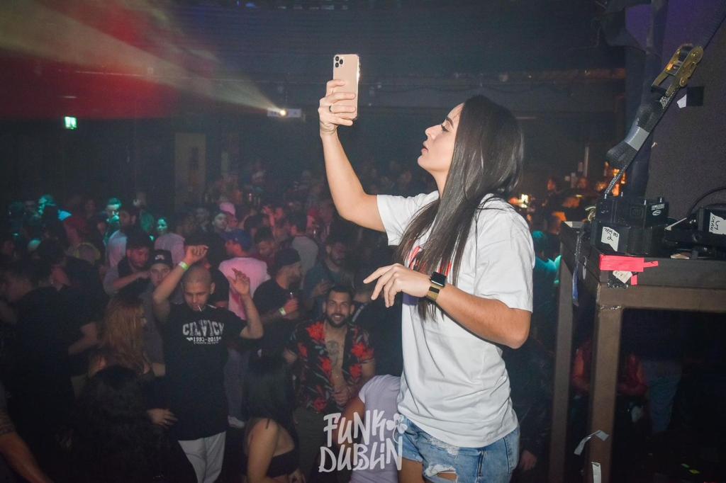 Empresária Eva Lorrainy comanda uma das maiores produtoras de eventos do Rio (Foto: Divulgação)