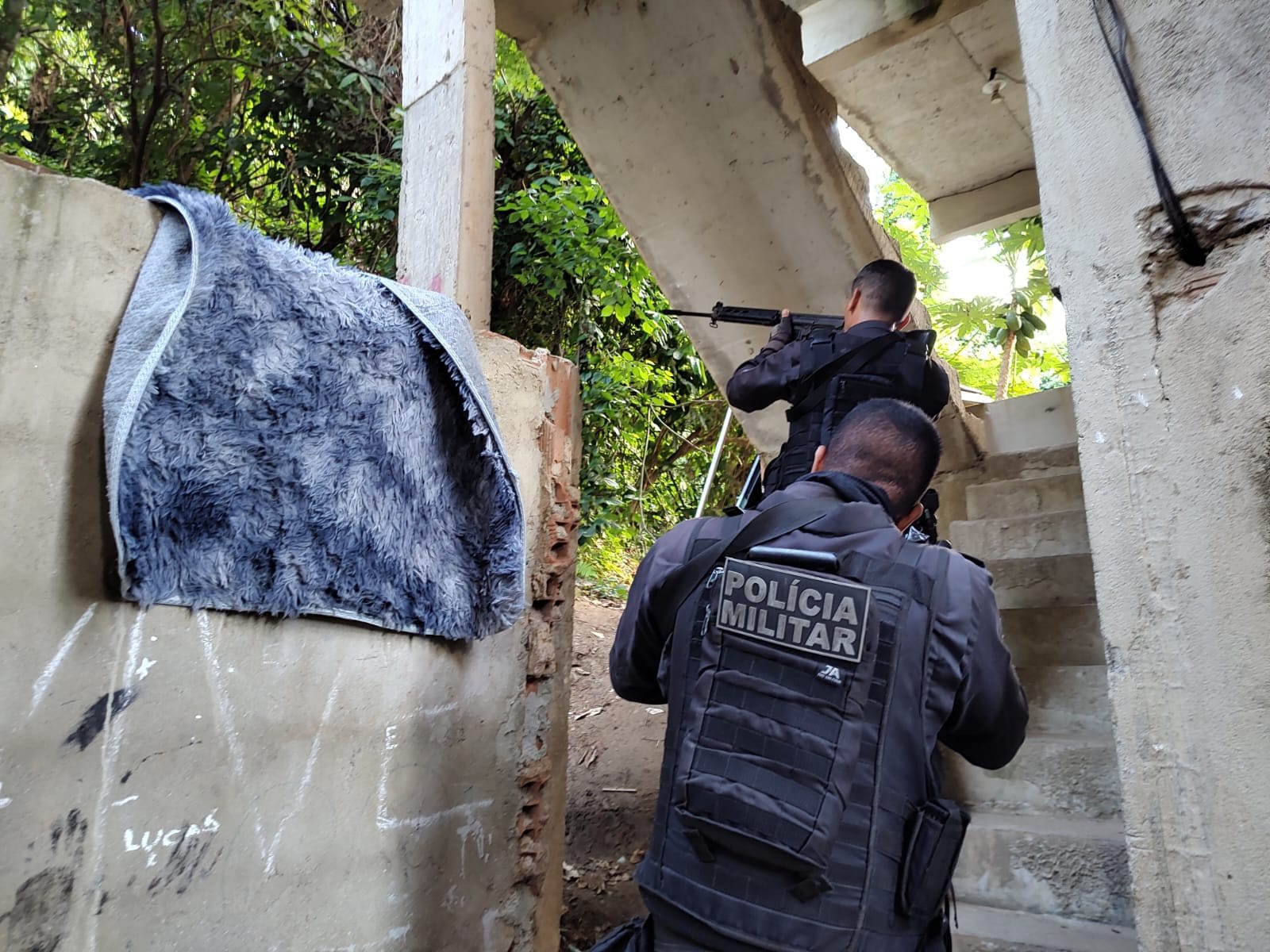 Operação da Polícia Militar na Curicica, na Zona Oeste do Rio