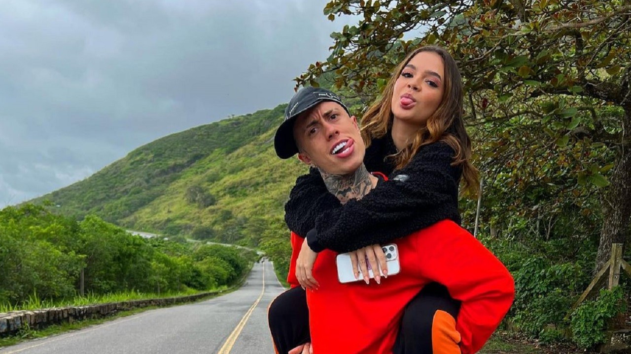 MC Daniel e a namorada Mel Maia