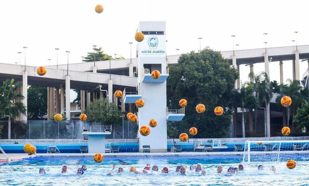 Polo Aquático e natação infantil no Júlio Delamare: aulas voltam nesta segunda (Foto: Divulgação)