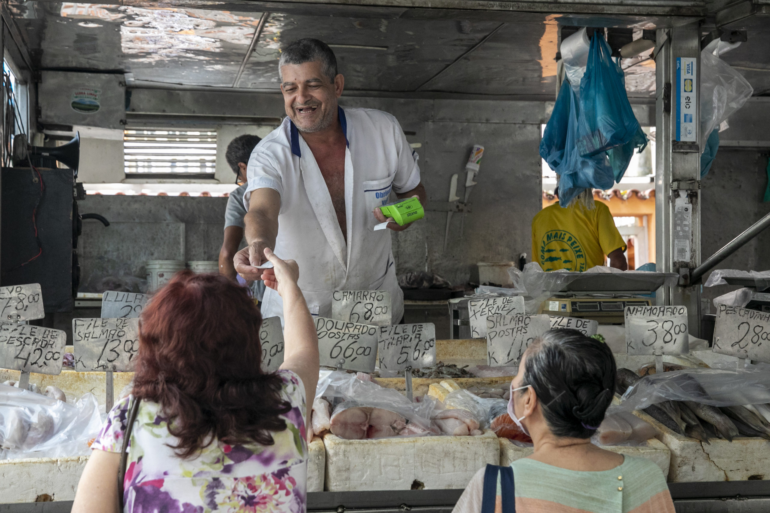 Governo do Rio celebra o aumento da exportação de peixes