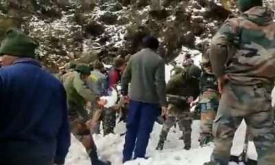 Avalanche mata sete pessoas na Índia
