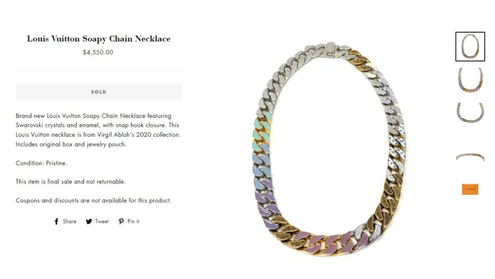 Colar usado por Jade Picon