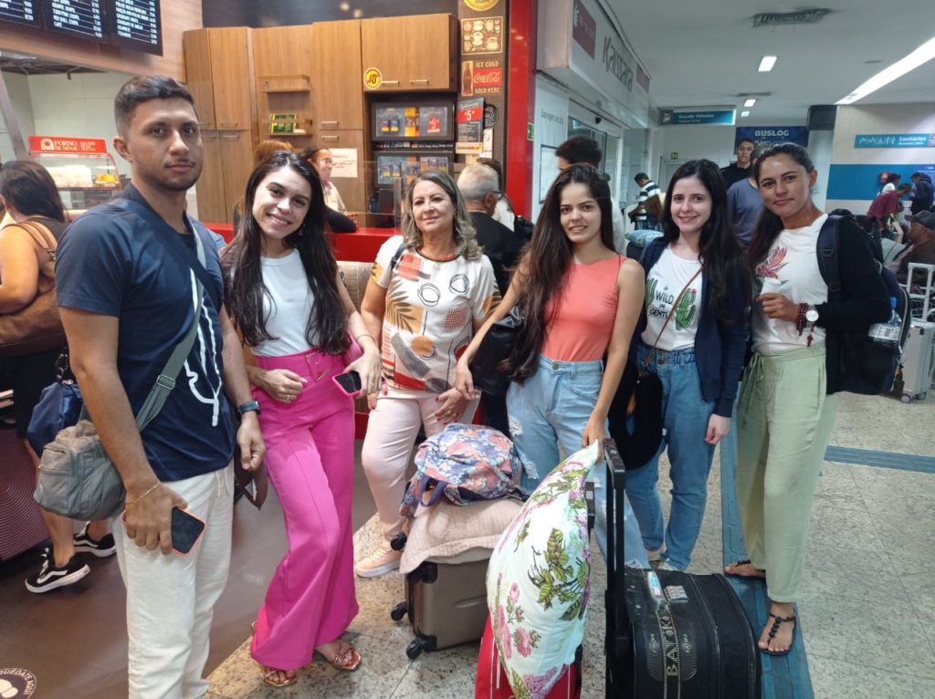 Grupo de amigos desembarca no Rio para curtir o feriadão na Região dos Lagos