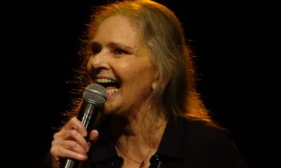 Angela RoRo apresenta o show 'Cheia de Amor pra dar', no Teatro Rival Refit (Foto: Divulgação)