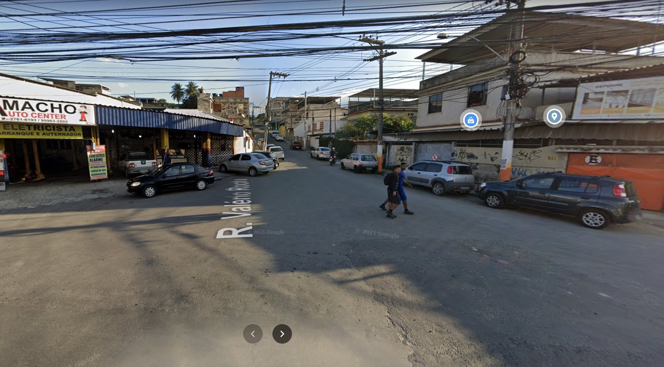 Homem morre após ser baleado em 'saidinha de banco' na Baixada Fluminense (Foto: Reprodução/ Google Maps)