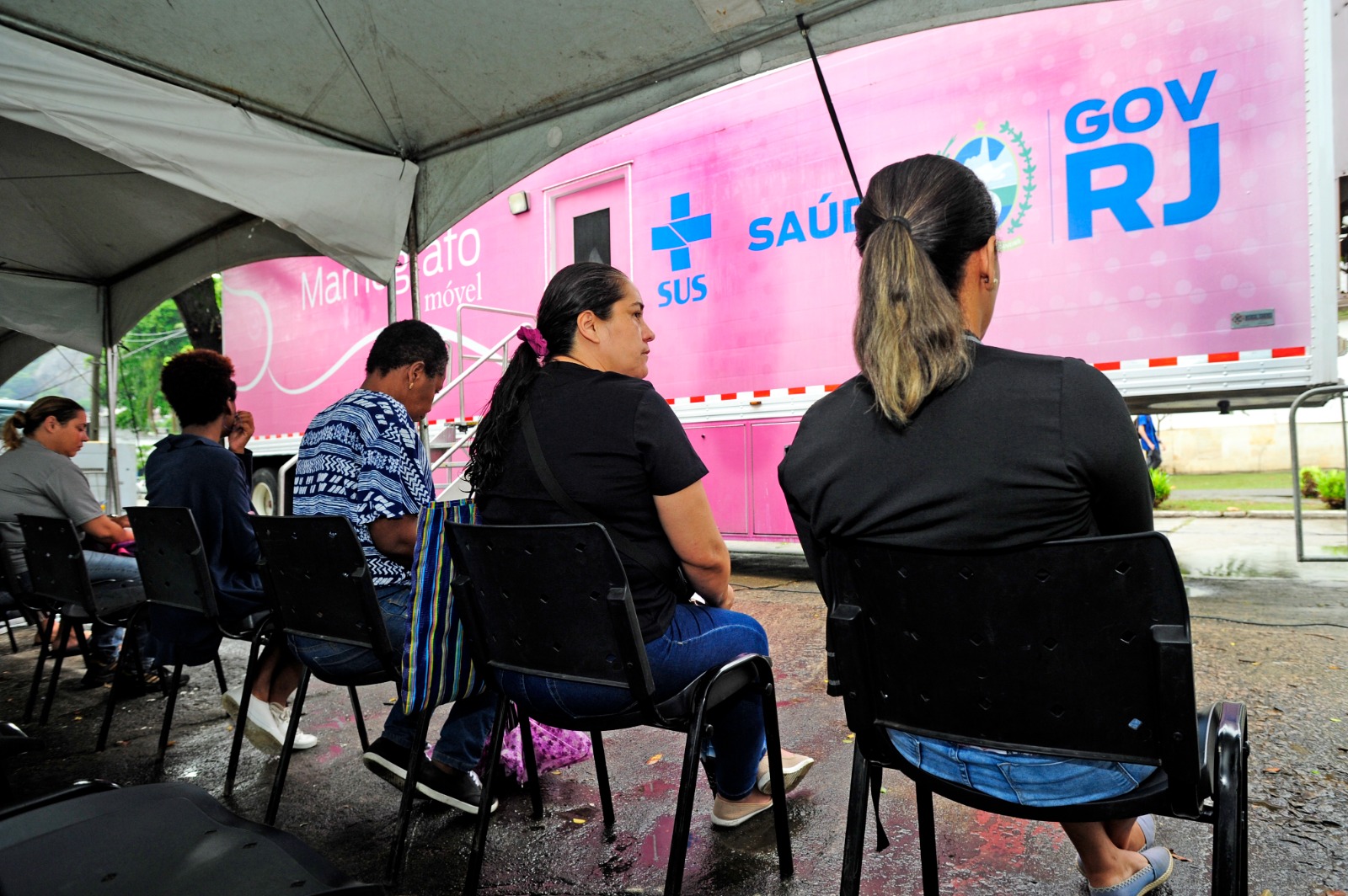 Faetec Quintino recebe o Mamógrafo Móvel para ação preventiva de saúde da mulher