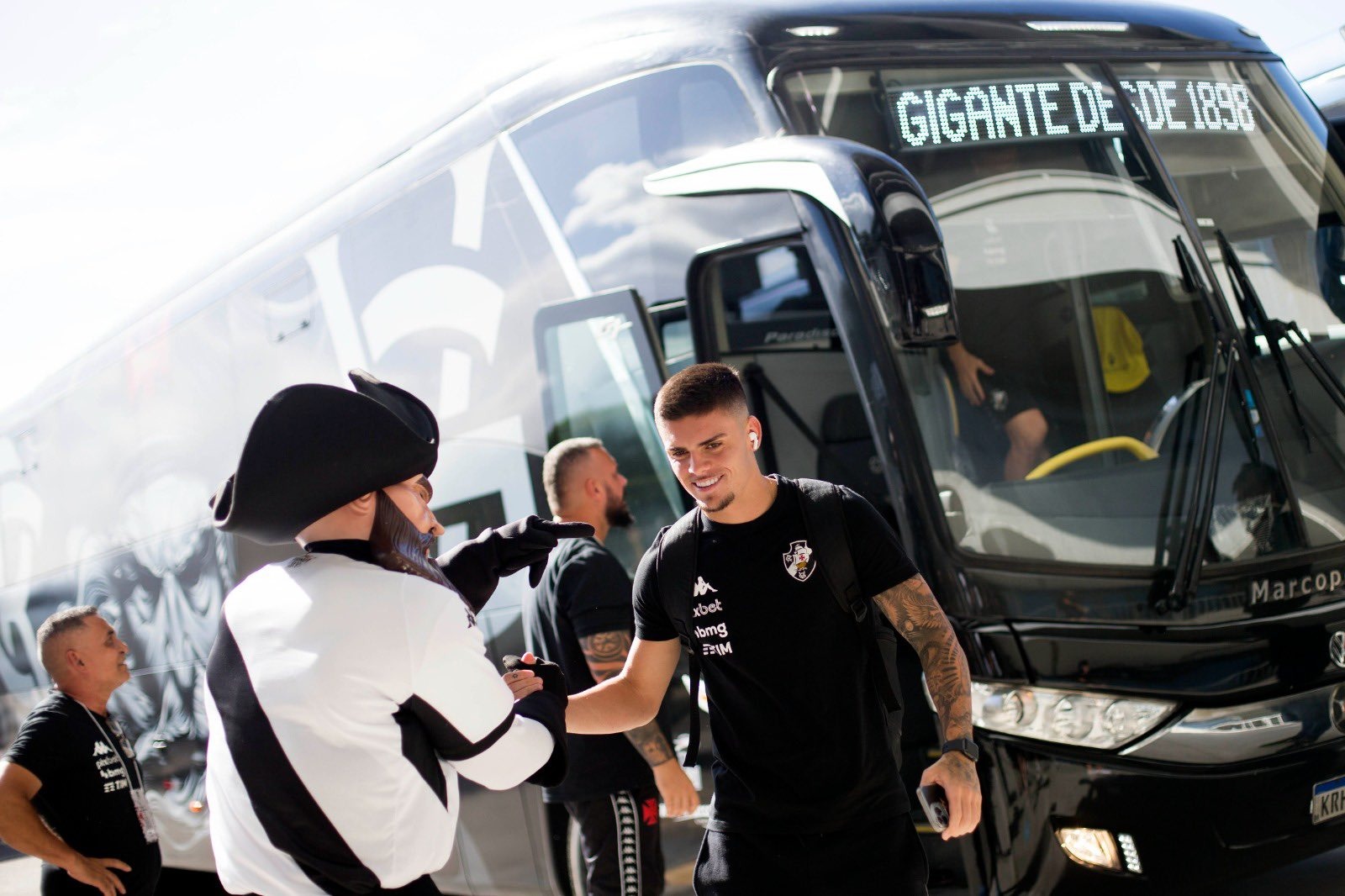 Vasco chegando ao Maracanã