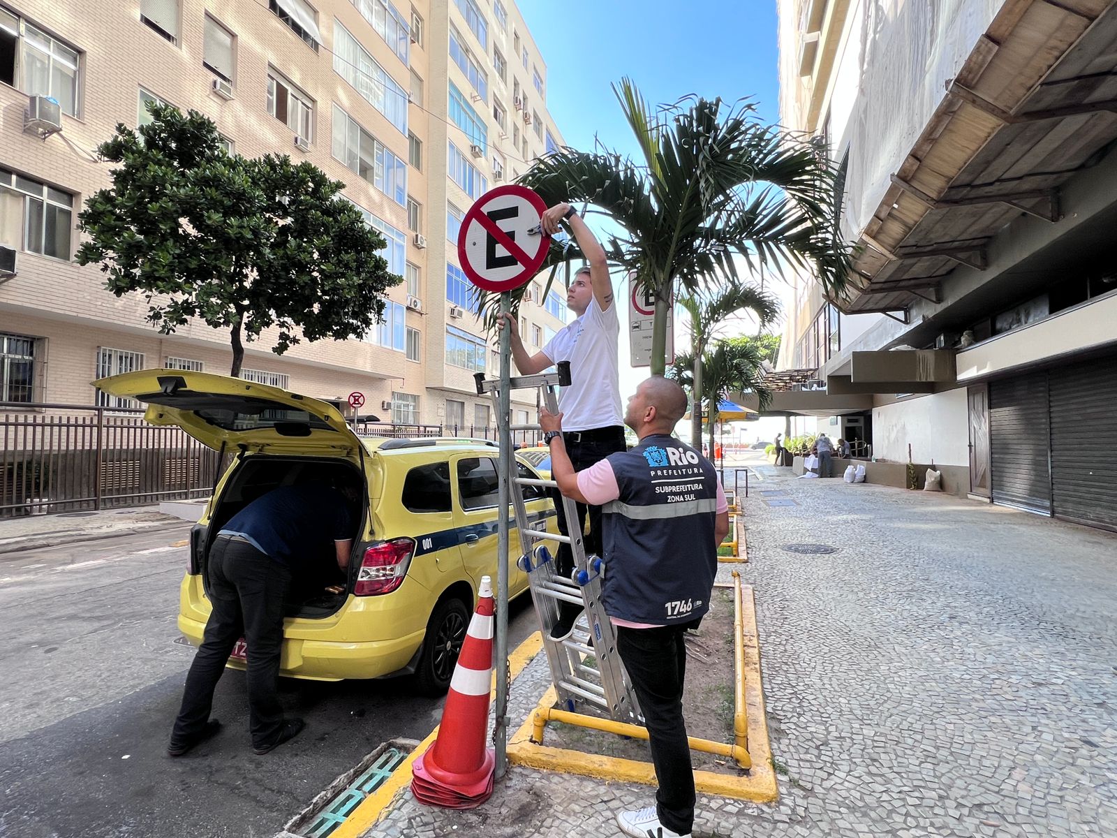Subprefeitura da Zona Sul realiza operação 'Corredores de Excelência 2.0' em Copacabana (Foto: Divulgação)