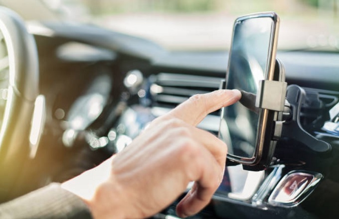 Motoristas de aplicativos fazem protesto pelas ruas do Rio