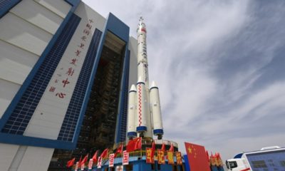 China envia astronautas ao espaço