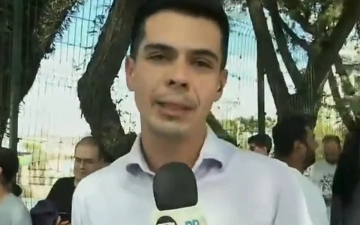 Entrevistada deixa repórter da Globo sem jeito ao vivo