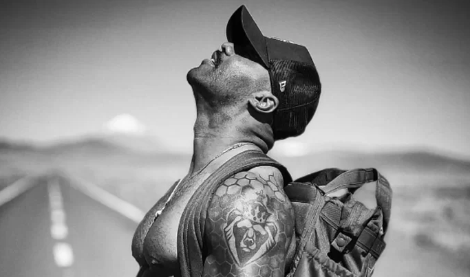 Fisiculturista Raphael Casanova morre de catapora no Chile