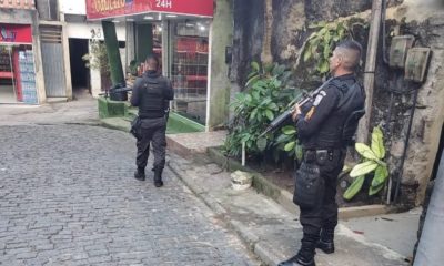 Patrulhamento no bairro do Itanhangá