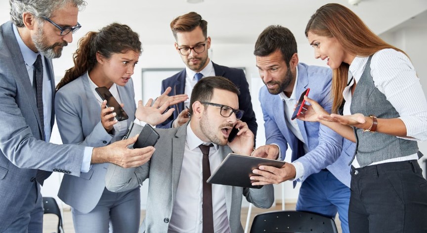 Pesquisa revela que 50% dos líderes e liderados estão sobrecarregados