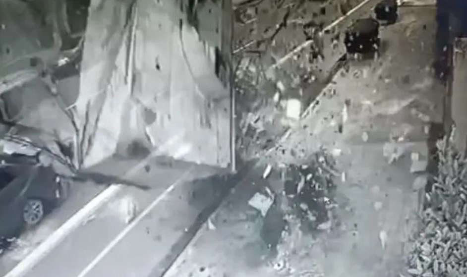 Sacadas de prédio desabada em Belém do Pará