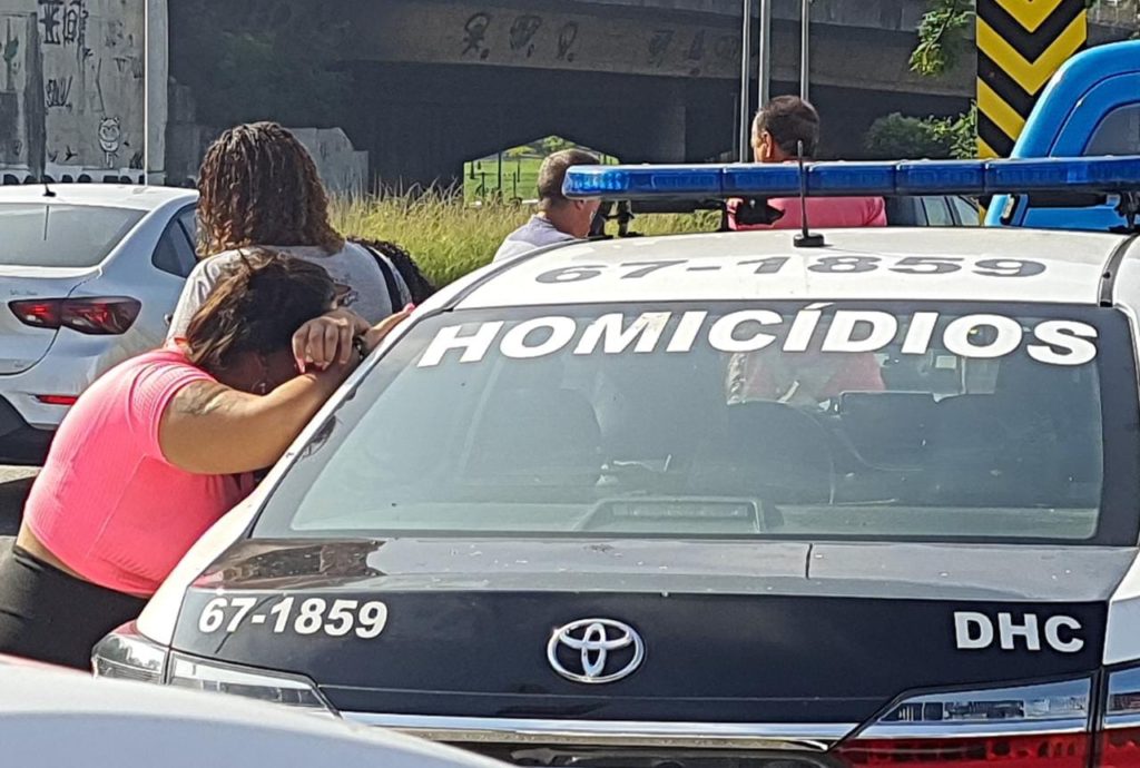 Irmã de Cláudia Maria Fonseca da Costa, de 51 anos, morta com dois tiros na cabeça