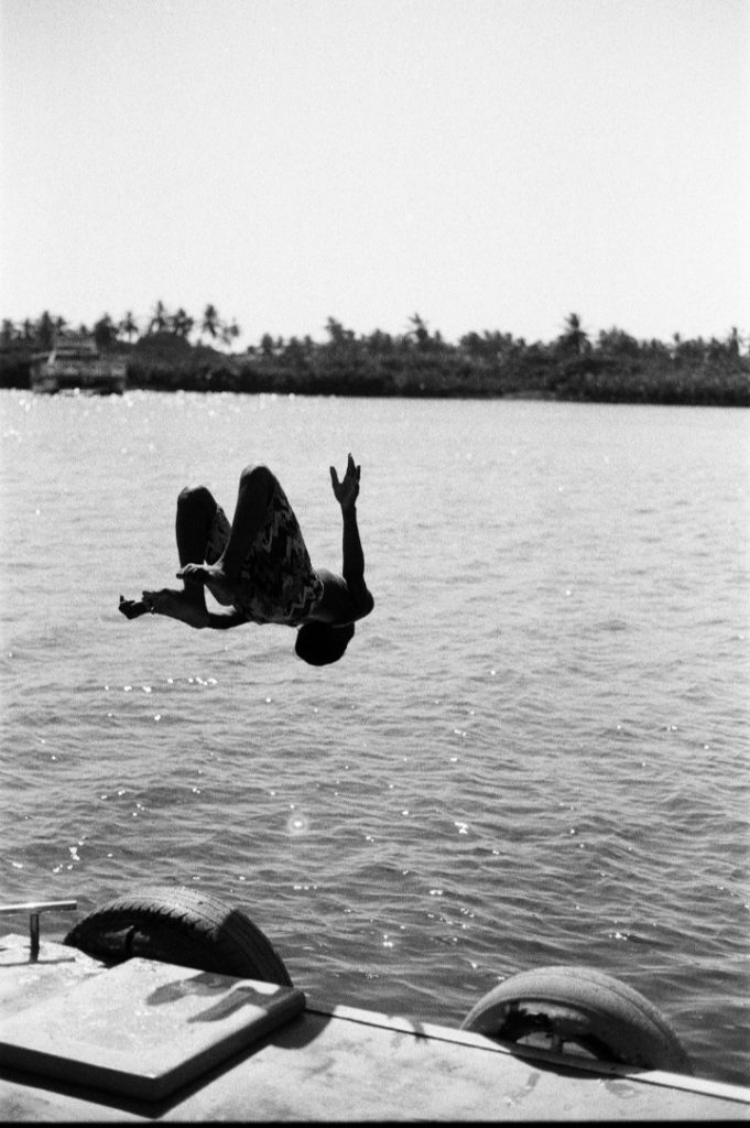 Um adeus com samba e exposição