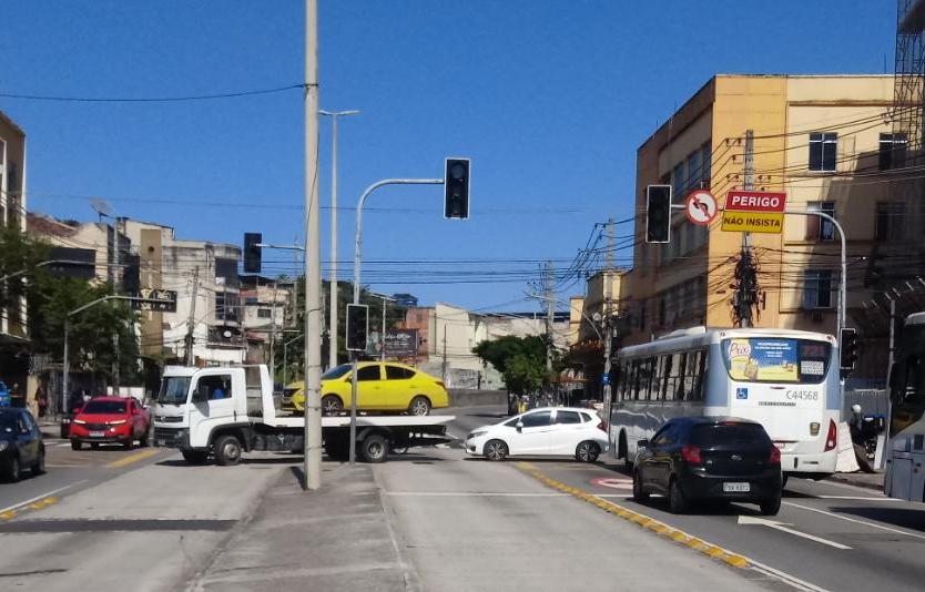 Roubo de caixas de controle de sinais de trânsito acende sinal vermelho na Comissão de Transportes da Alerj