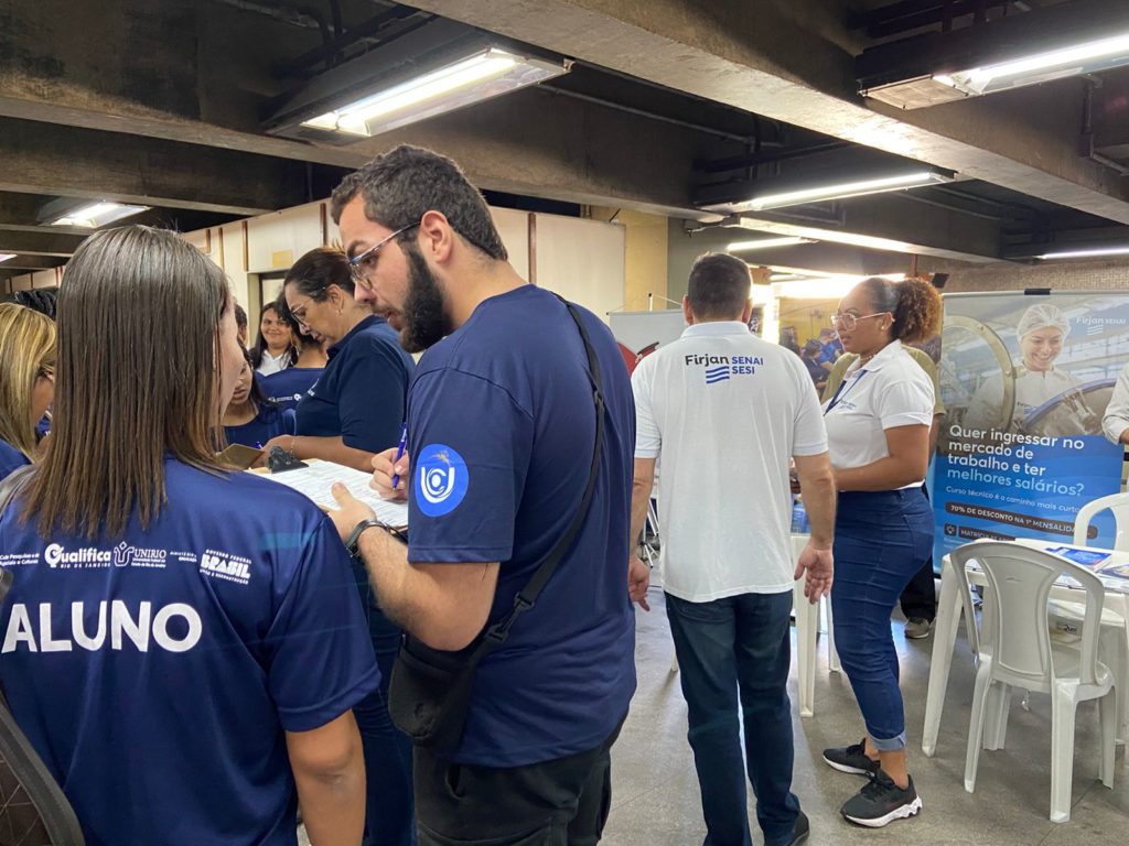 Estação Triagem do MetrôRio recebe ação de orientação e qualificação profissional