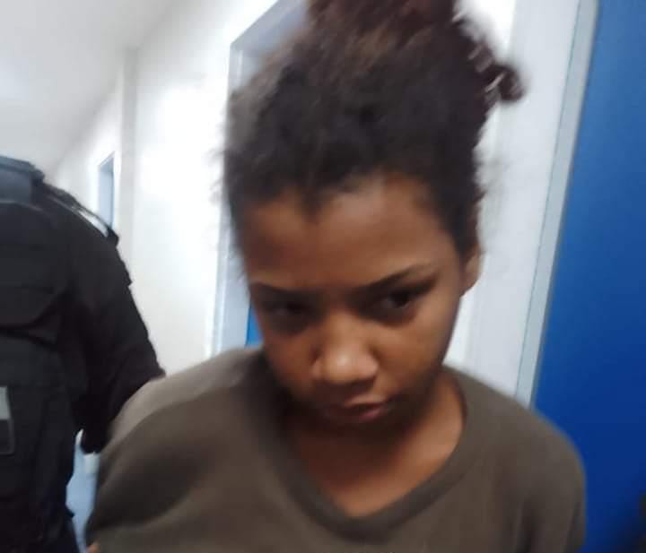 Mãe de bebê morto após estupro é solta