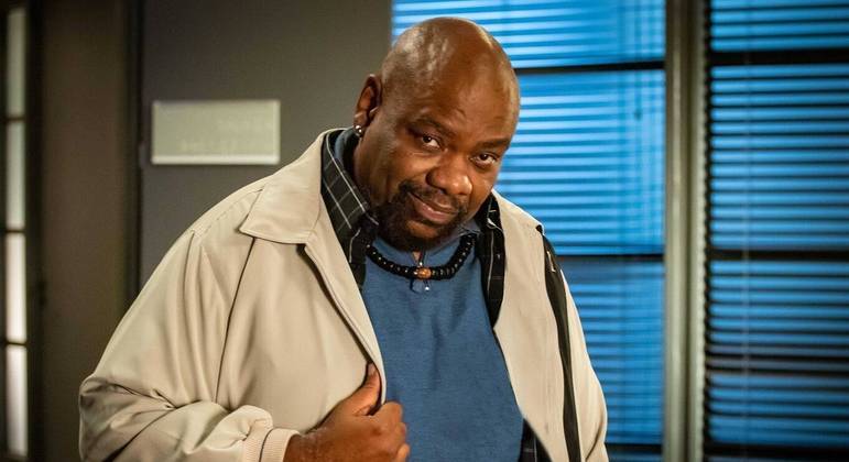 Sérgio Loroza integra o elenco da comédia Toda Família Tem