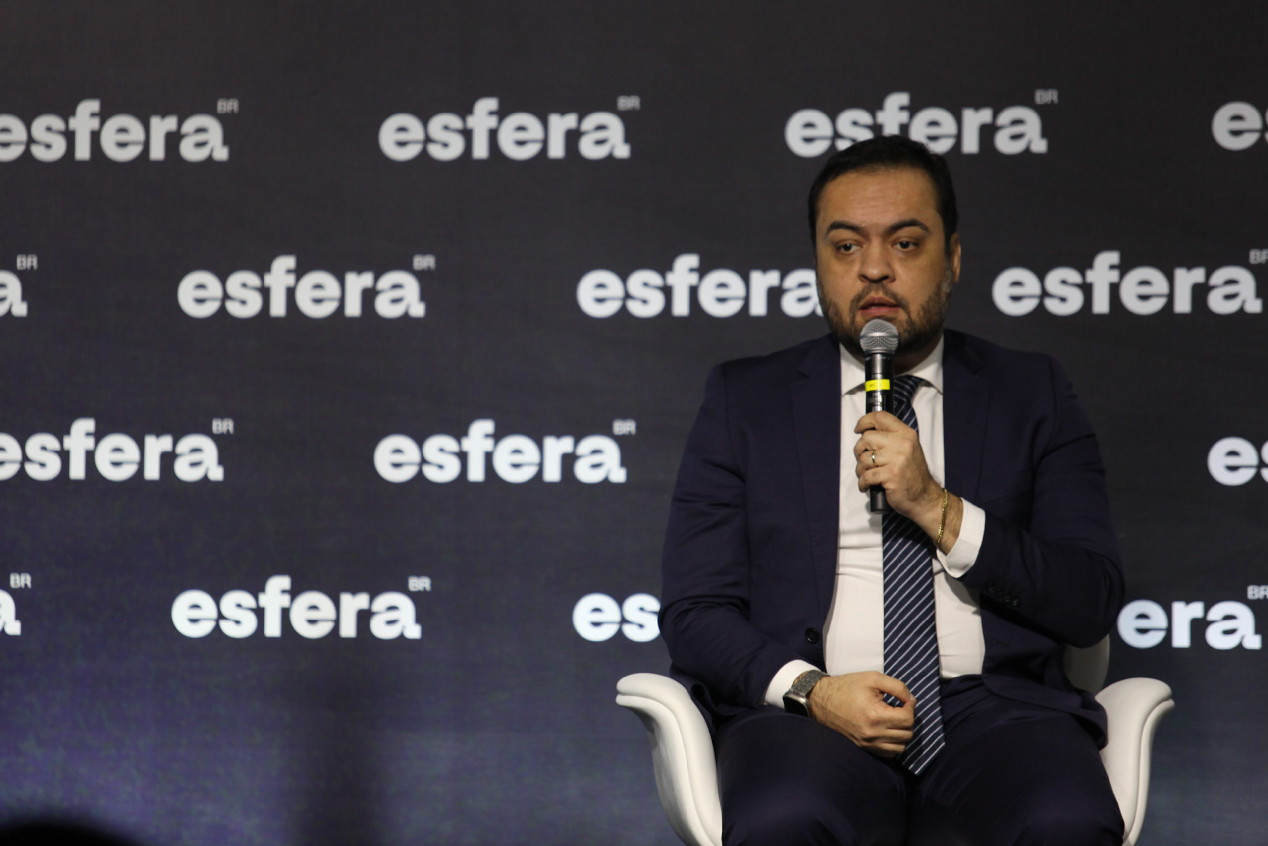 Governador Cláudio Castro