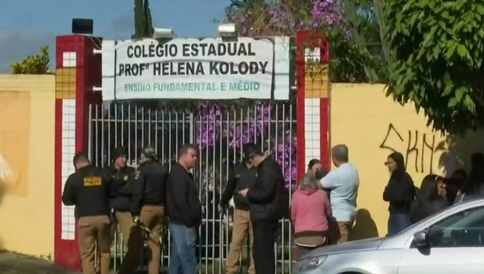Criminoso invade escola no Paraná, abre fogo e acaba matando dois alunos