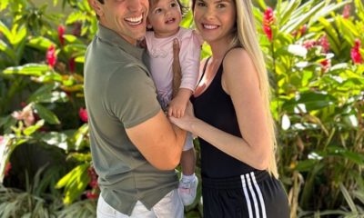 Bárbara Evans ao lado da família