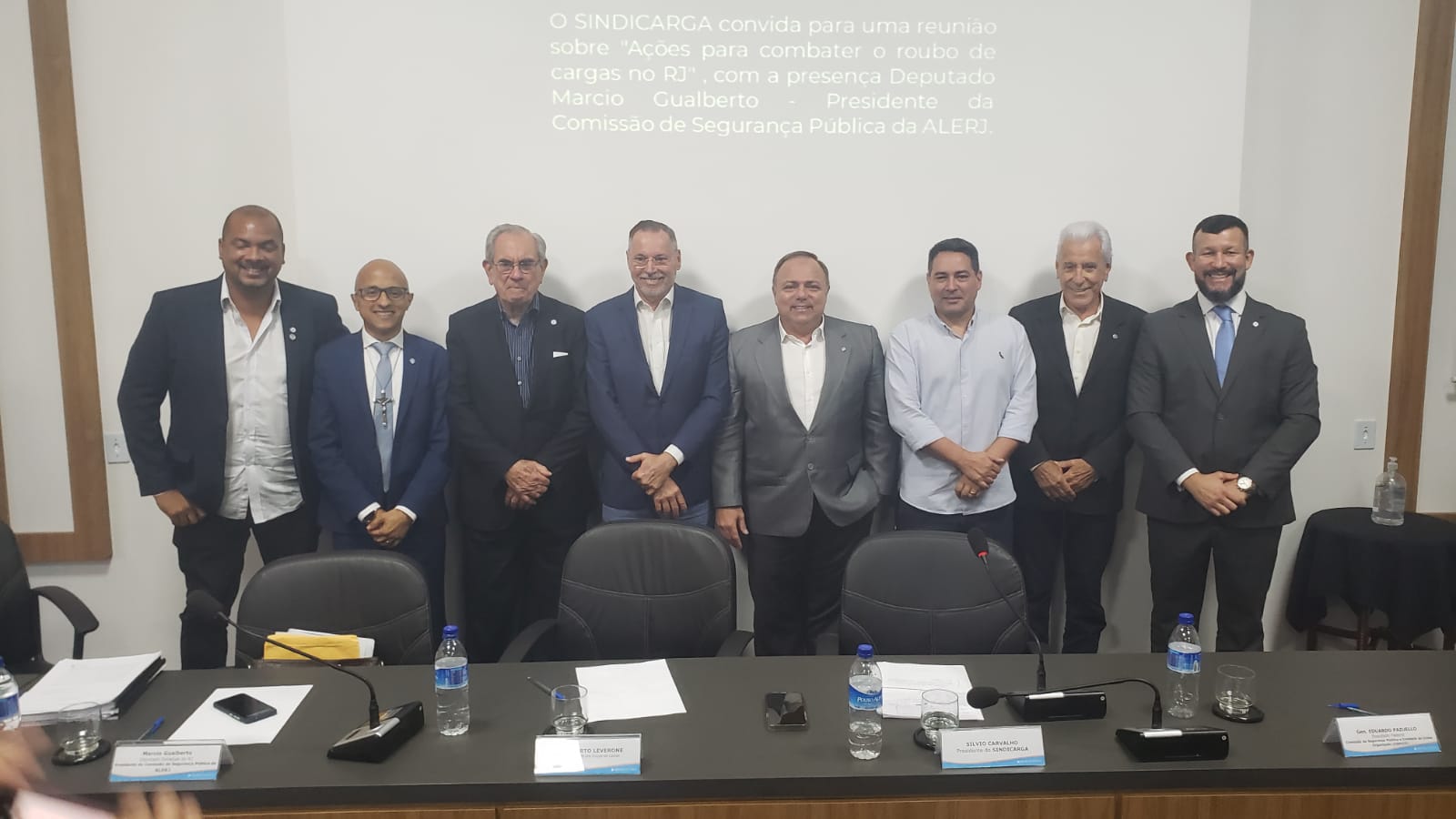 Autoridades debatem soluções para o roubo de carga no estado (Foto: Divulgação)