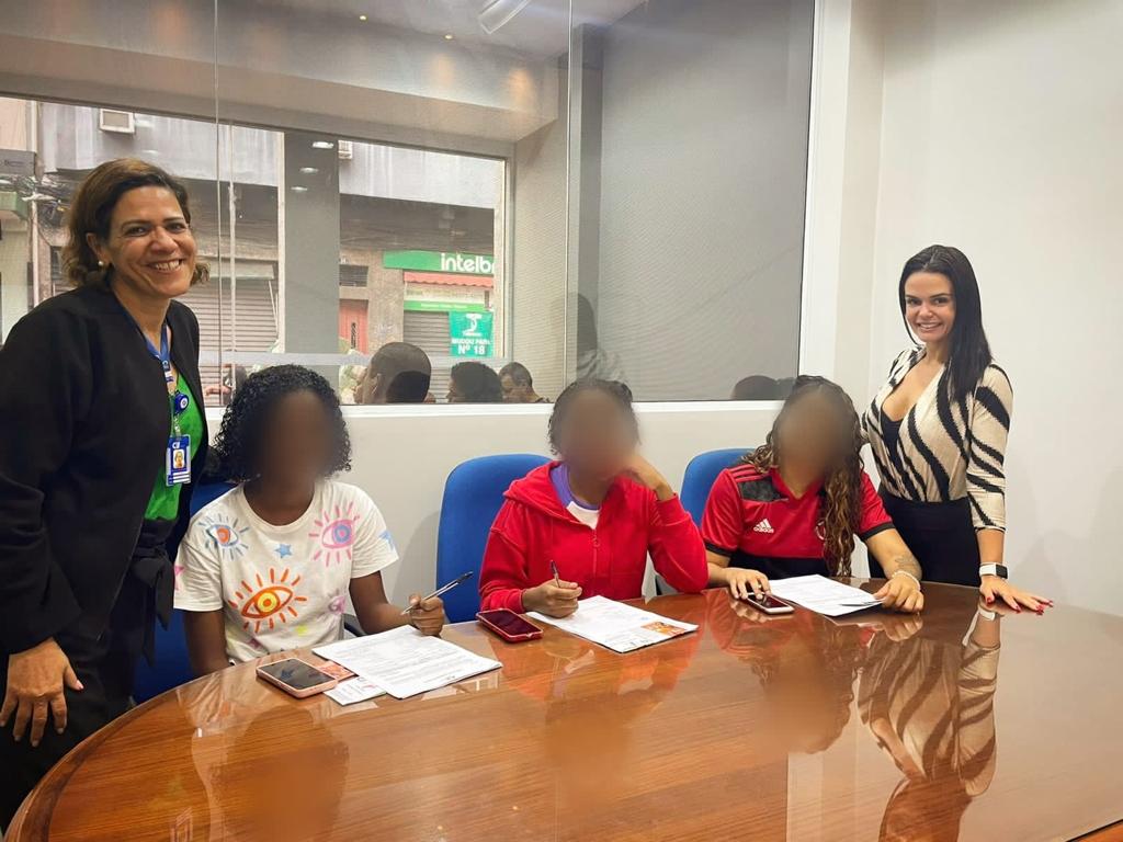 Degase celebra inserção de 43 socioeducandos no mercado de trabalho