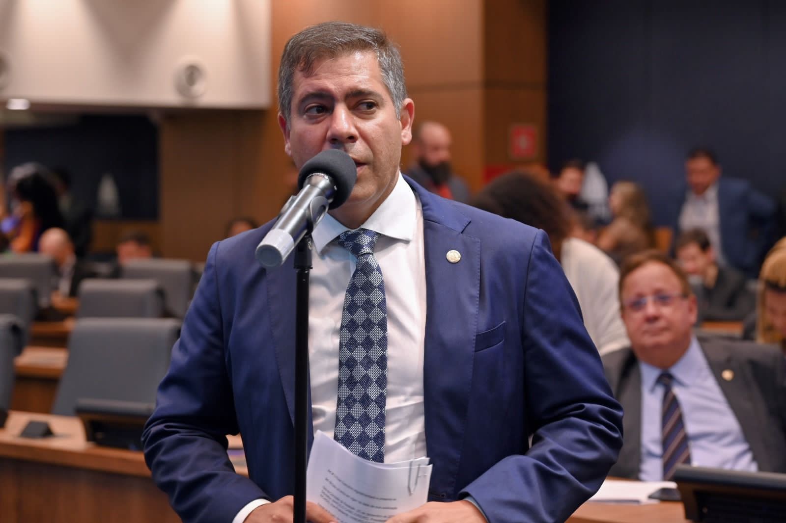 Deputado quer Frente Parlamentar para defender os royalties do petróleo no RJ
