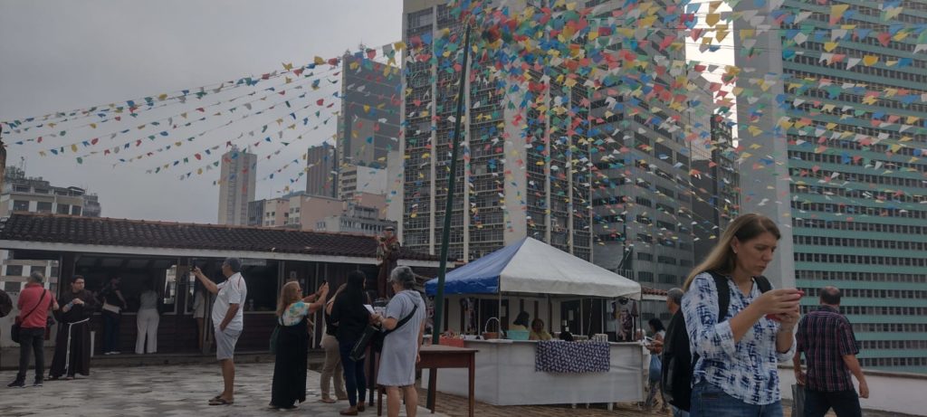 Convento de Santo Antônio, no Largo da Carioca, Centro do Rio.