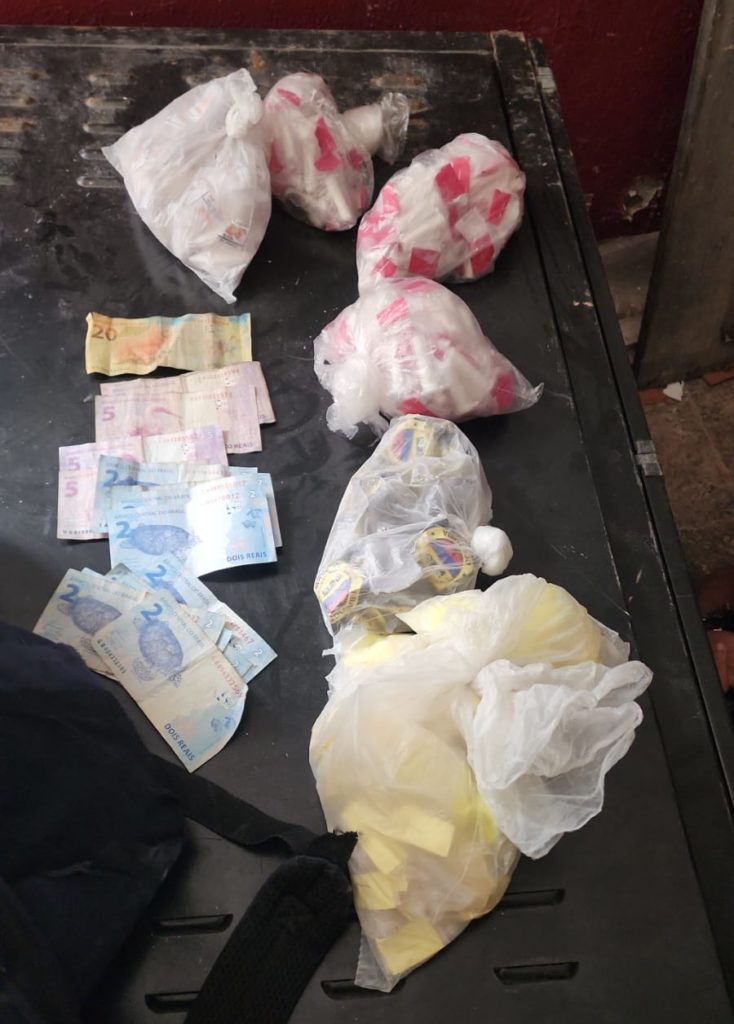 Drogas apreendidas no "feirão" das drogas, no Centro do Rio