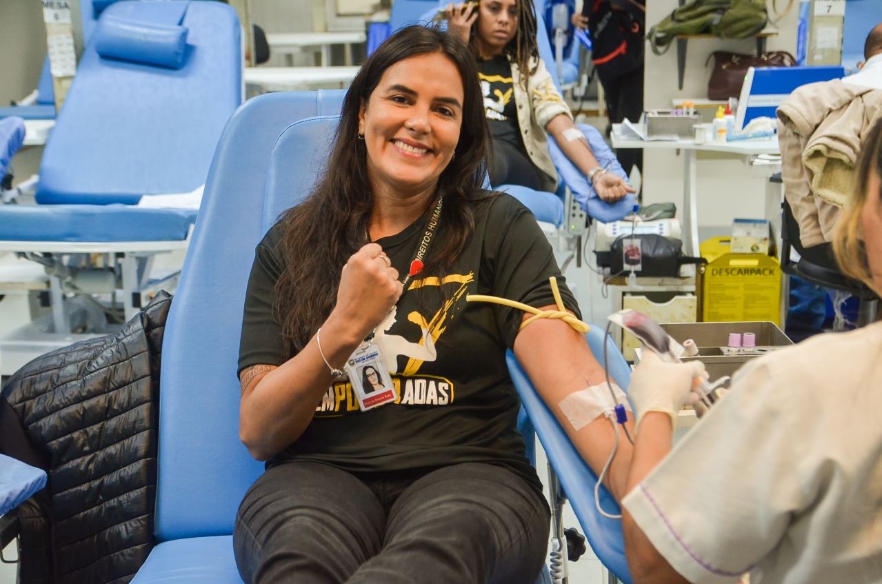 No Dia Mundial do Doador de Sangue, mulheres do Empoderadas participam de campanha no Hemorio (Foto: Divulgação)