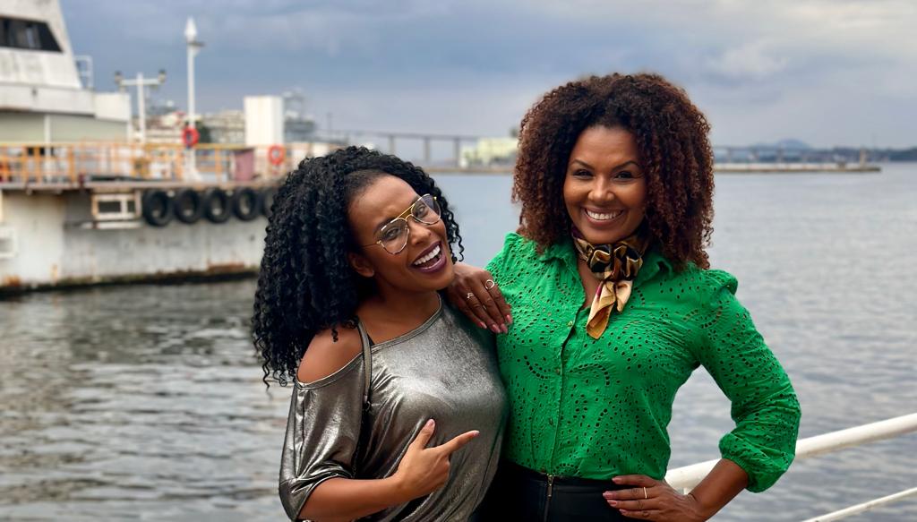 Ex-BBB Sol e Julie Alves participam de desfile em ação à preservação do meio ambiente (Foto: Divulgação)