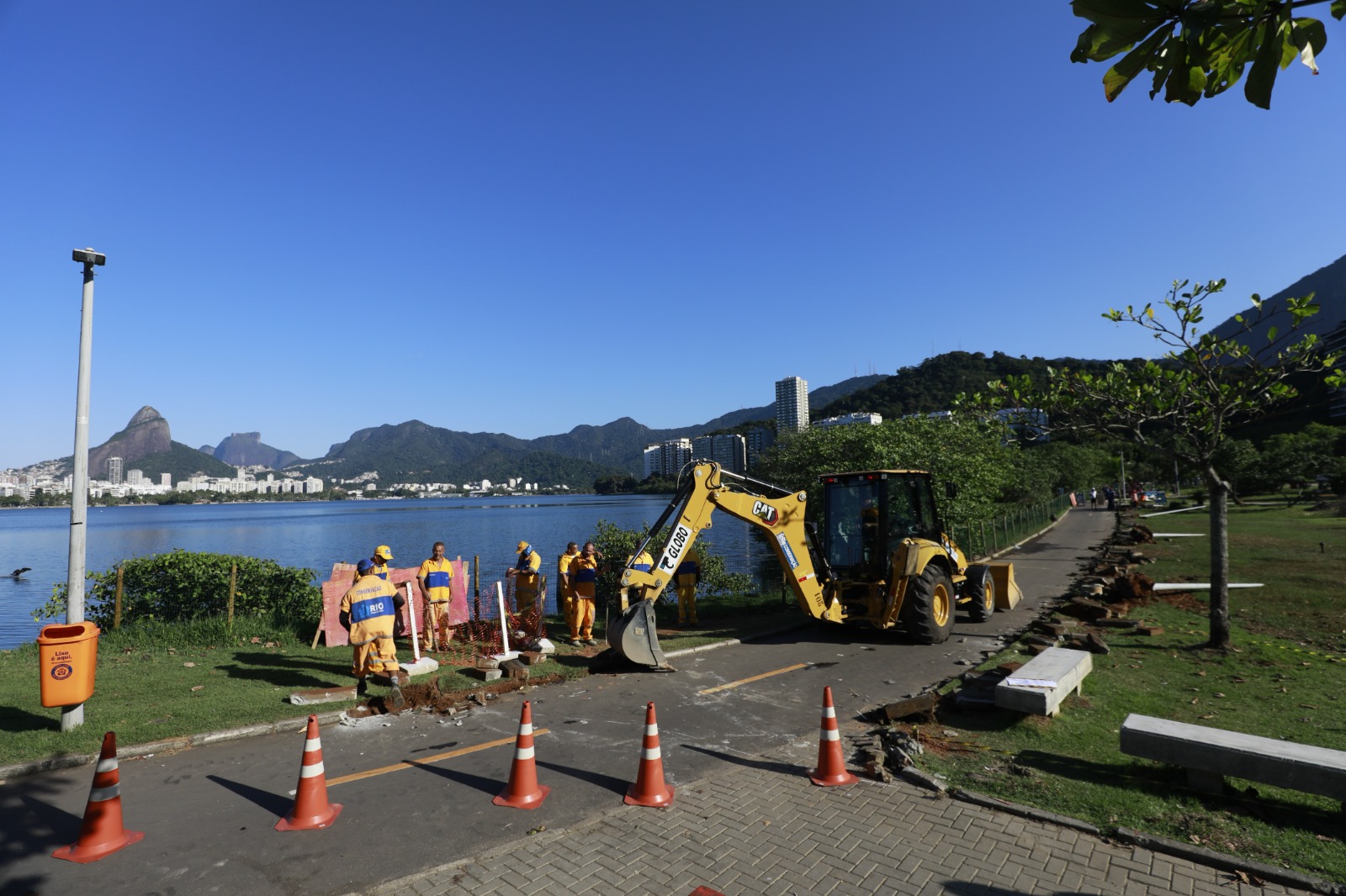 Lagoa Rodrigo de Freitas será naturalizada em dois trechos: na altura do Parque do Cantagalo e no Parque dos Patins