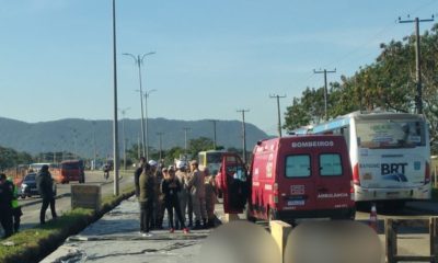 Passeiro do BRT morre após cair do articulado na Zona Oeste