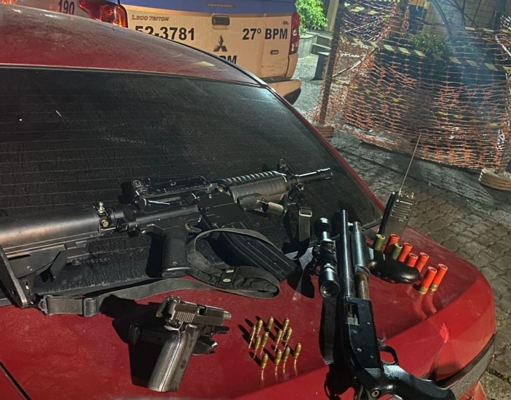 Armas e drogas apreendida em operação contra milícia da Zona Oeste do Rio
