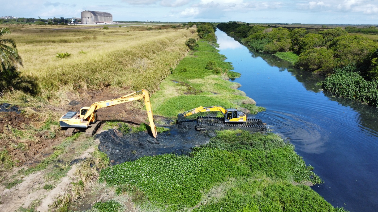 Fundação Rio-Águas completa 25 anos comemorando recorde de limpeza de rios e canalização