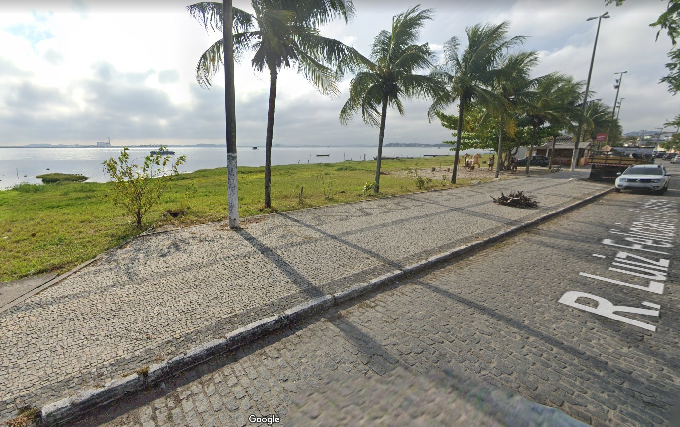 ONG Nossa Lagoa Viva realiza ato na praia do Siqueira, em Cabo Frio, na Região dos Lagos (Foto: Reprodução/ Google Maps)