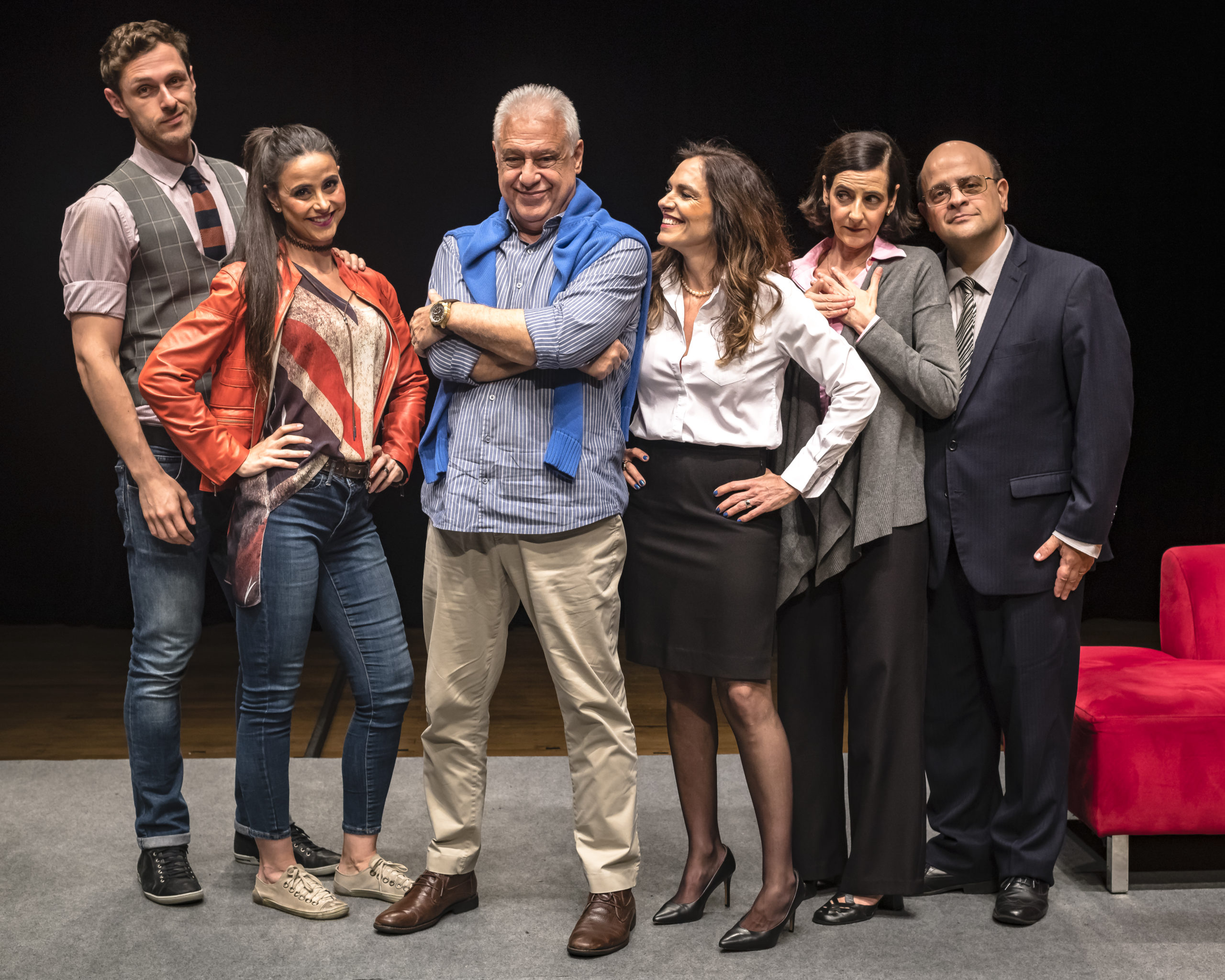 Peça Baixa Terapia anuncia turnê no Brasil até o dia 15 de dezembro (Foto: Divulgação)