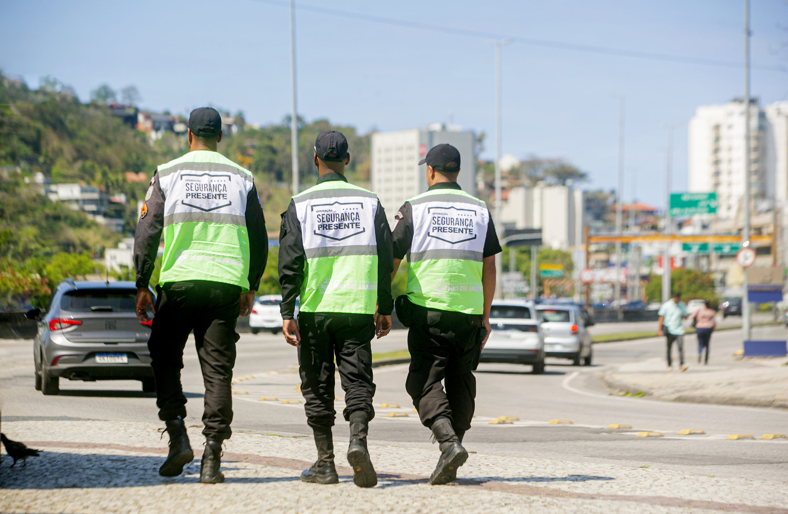 Polícia prende homem que agrediu e quase matou passageiro dentro do metrô (Foto: Paulo Fernandes /Divulgação)