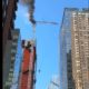 Guindaste atinge prédio em Nova York