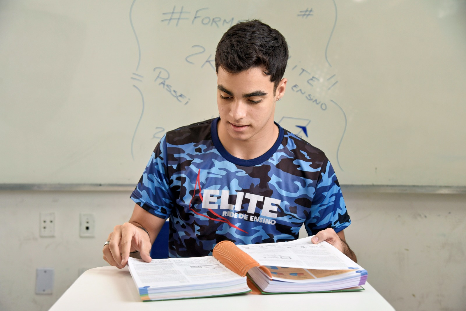 Ponte aérea: Do Valqueire, na Zona Norte do Rio, para Portugal (Foto: Divulgação)