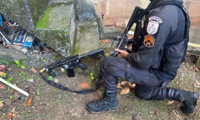 Policial é baleado na perna durante operação da PM em Japeri (Foto: Divulgação)